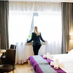 Conrad Comfort Отель