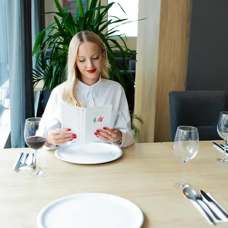 Conrad Comfort 4* Krakow
