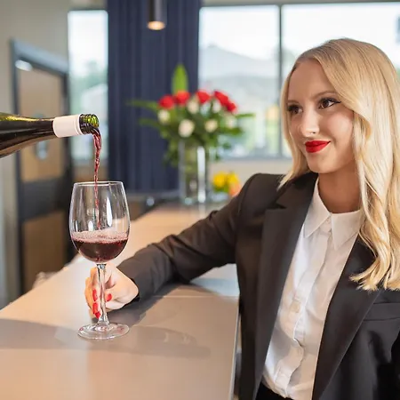 Conrad Comfort 4* Krakow