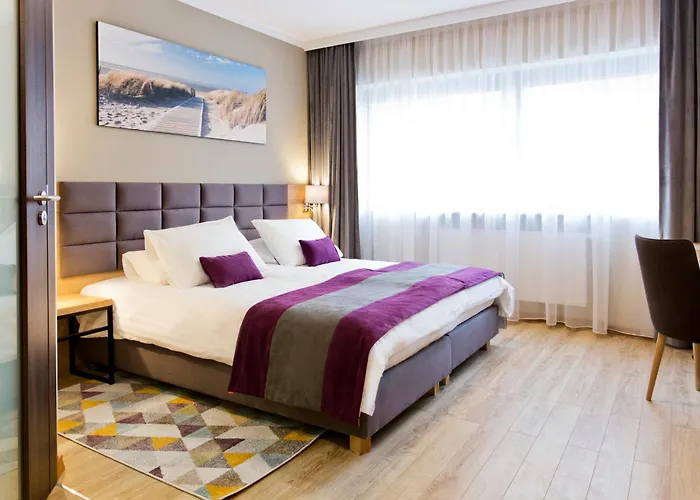 Conrad Comfort Hotel 4*