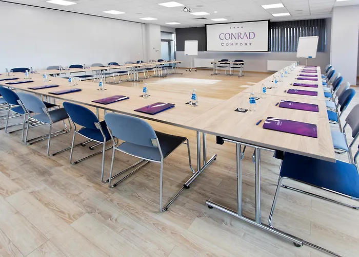 Conrad Comfort Hotel 4*