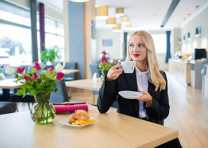 Conrad Comfort Hotel 4*