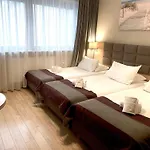 Conrad Comfort Otel 4*